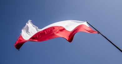 ile zarabia prezydent polski
